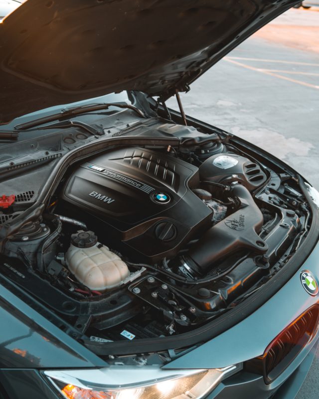 Servicing Service Photo
