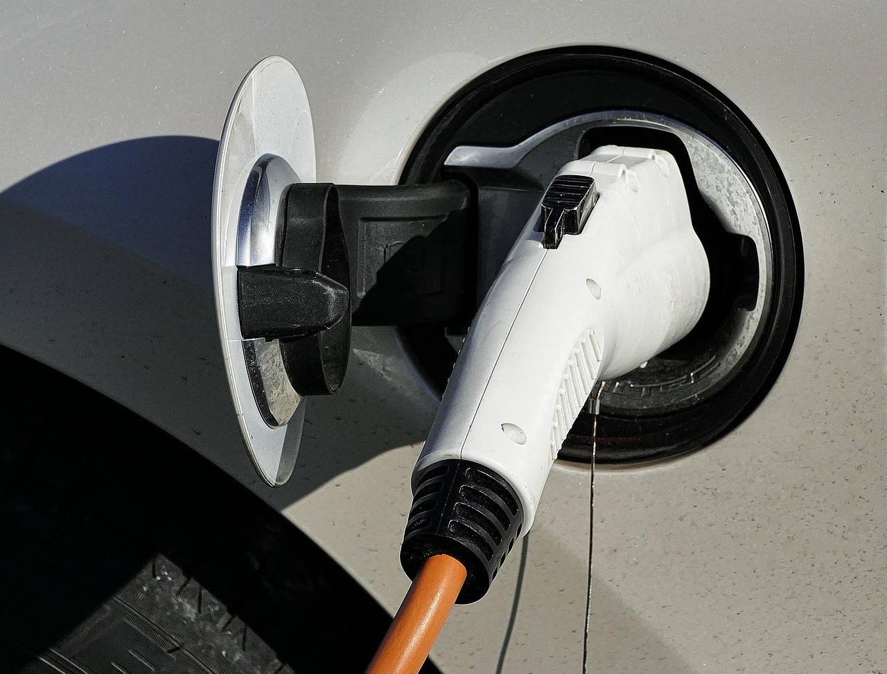 EV Servicing Cover Image